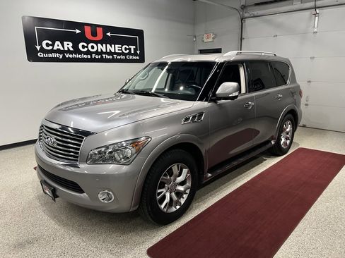 Used 2011 INFINITI QX56 4WD w/ Theater Pkg image 2