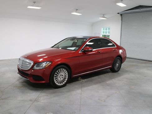 Used 2016 Mercedes-Benz C 300 4MATIC Sedan w/ Surround View Package image 3