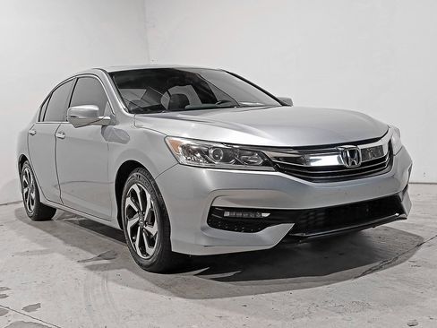 Used 2016 Honda Accord EX-L image 33