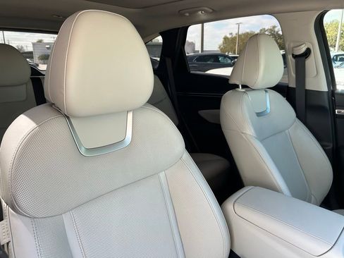 Used 2022 Hyundai Tucson Limited image 45