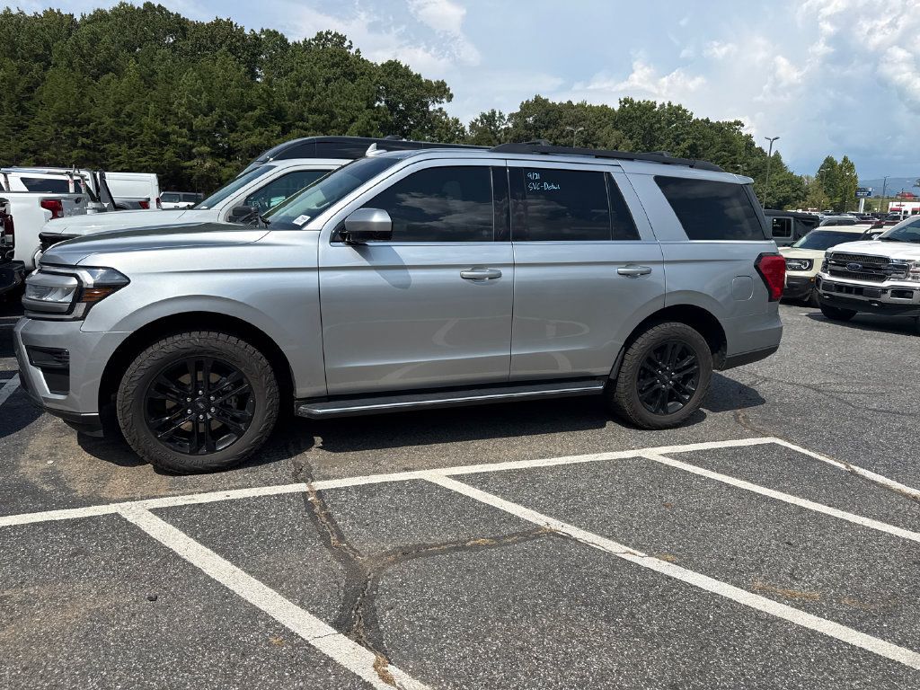 Used 2022 Ford Expedition XLT RWD image 21