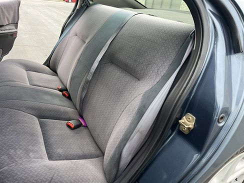 Used 2000 Dodge Intrepid image 31