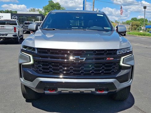 Used 2023 Chevrolet Tahoe Z71 w/ Luxury Package AWD/4WD image 2