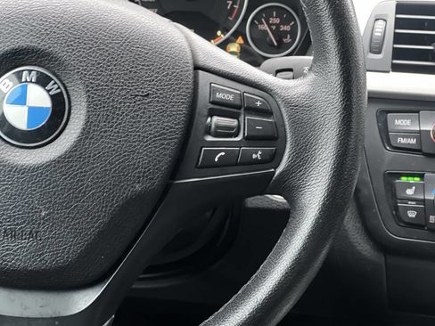Used 2014 BMW 320i xDrive Sedan image 16