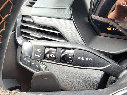 New 2026 GMC Acadia AT4 w/ Luxury Package AWD/4WD image 23