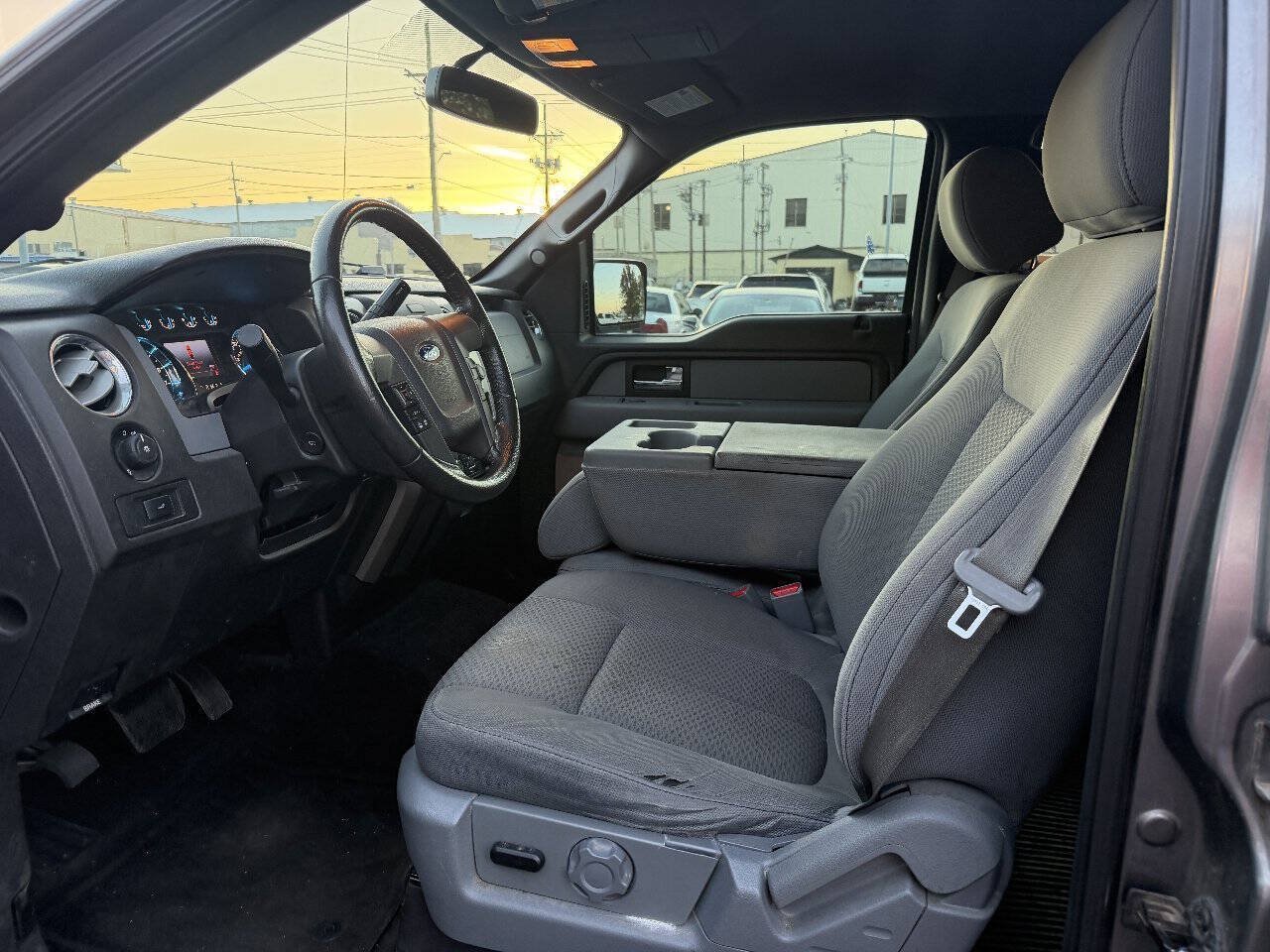 Used 2013 Ford F150 XLT w/ XLT Chrome Pkg RWD image 13