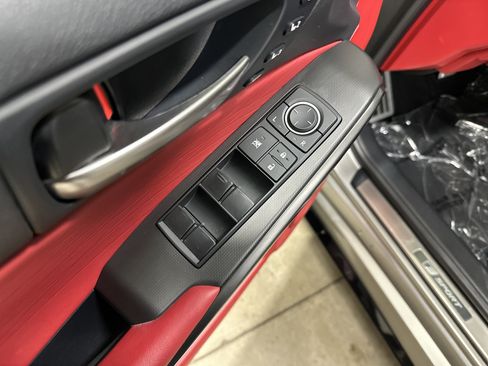 Used 2022 Lexus IS 350 F Sport image 15