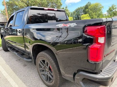 Used 2023 Chevrolet Silverado 1500 RST w/ Redline Edition AWD/4WD image 17