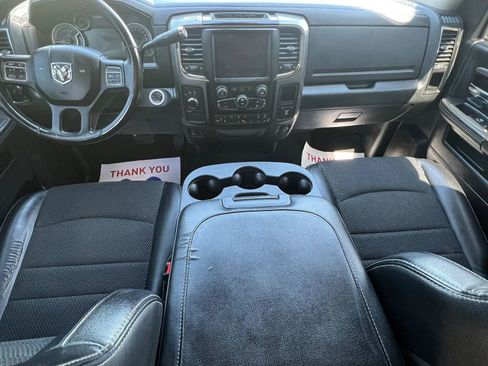 Used 2018 RAM 2500 Big Horn w/ Sport Appearance Group AWD/4WD image 13