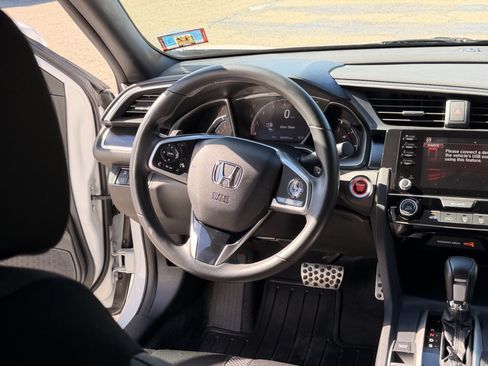 Used 2020 Honda Civic Sport image 19