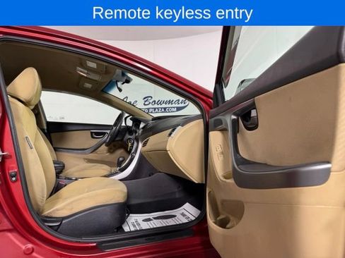 Used 2013 Hyundai Elantra GLS w/ Preferred Pkg FWD image 16