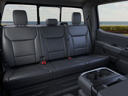 New 2025 Ford F150 XLT w/ Equipment Group 303A High image 27