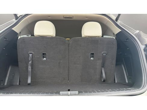 Used 2025 Kia Sorento EX image 16