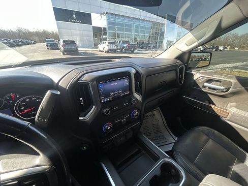 Used 2021 Chevrolet Silverado 1500 LT Trail Boss image 12