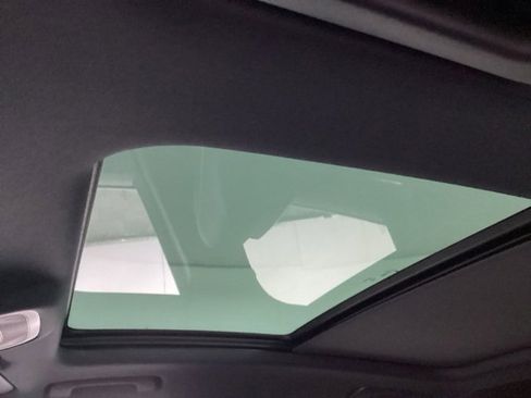 Used 2025 Audi Q3 2.0T Premium w/ Convenience Package image 14