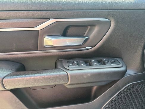 Used 2025 RAM 1500 Big Horn AWD/4WD image 9