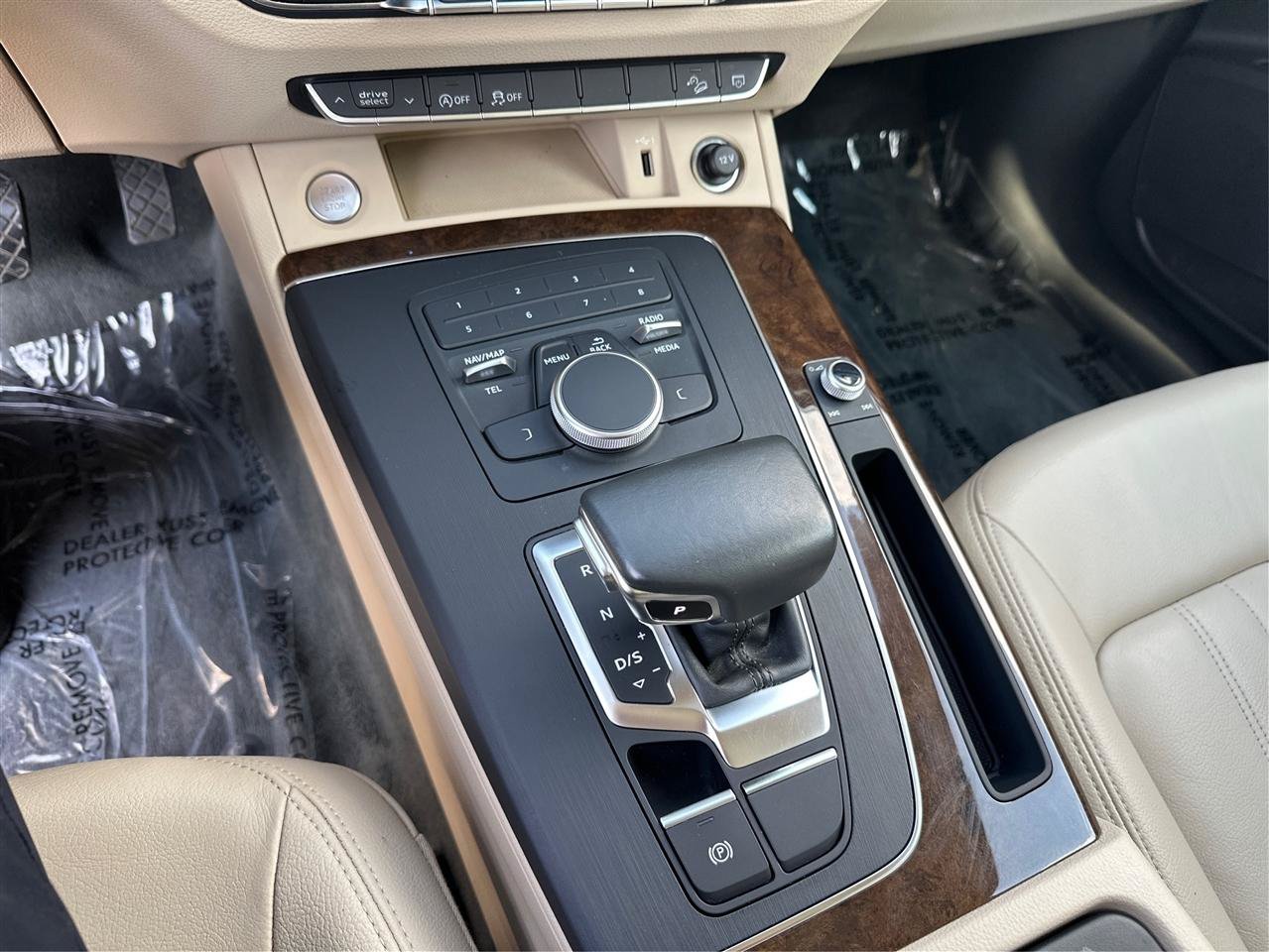Used 2019 Audi Q5 2.0T Premium AWD/4WD image 33