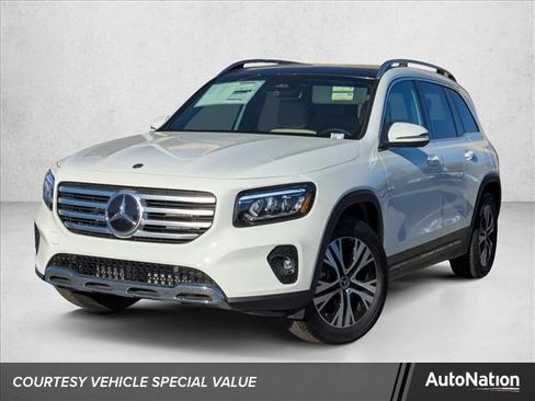 Used 2026 Mercedes-Benz GLB 250 4MATIC image 1