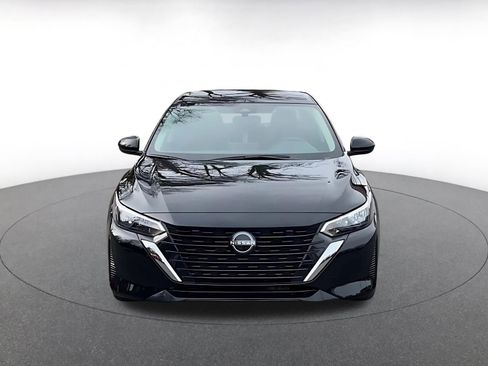 Used 2025 Nissan Sentra SV image 4