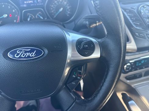 Used 2012 Ford Focus SEL w/ SEL/Titanium Winter Pkg image 28