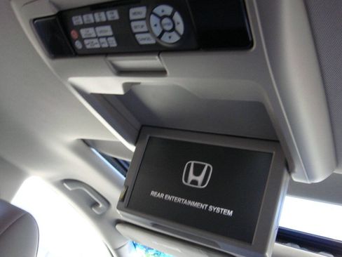Used 2012 Honda Odyssey Touring image 8