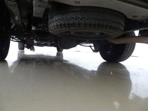 Used 2020 Ford Transit 250 Medium Roof RWD image 12