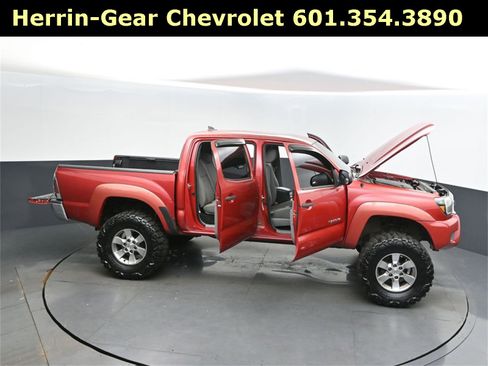 Used 2012 Toyota Tacoma PreRunner image 50
