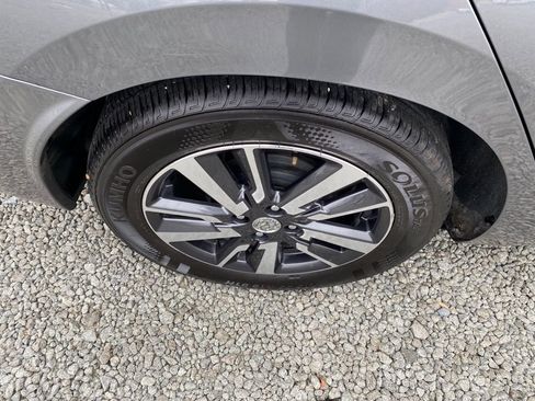 Used 2025 Nissan Versa SV image 24