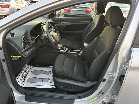 Used 2017 Hyundai Elantra Value Edition image 8