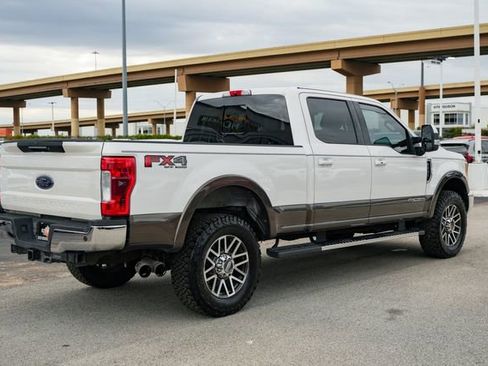 Used 2017 Ford F250 Lariat w/ Lariat Ultimate Package image 6