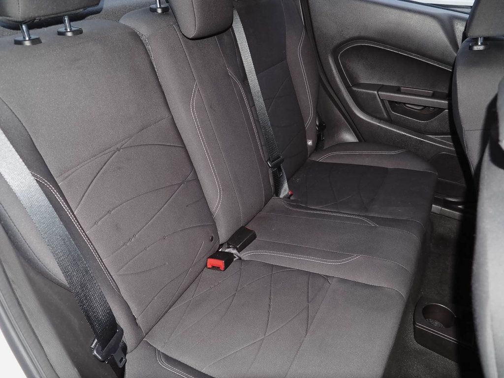Used 2014 Ford Fiesta SE FWD image 26