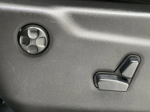 Used 2015 Jeep Grand Cherokee Laredo w/ Quick Order Package 23E image 12