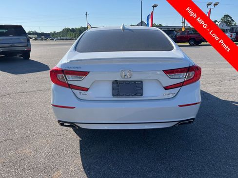 Used 2020 Honda Accord Sport image 4