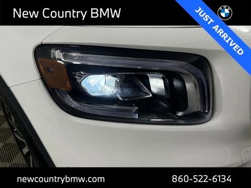 Used 2021 Mercedes-Benz GLB 250 4MATIC image 30