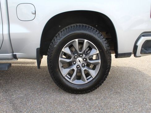 Used 2022 Chevrolet Silverado 1500 RST w/ Safety Package image 21