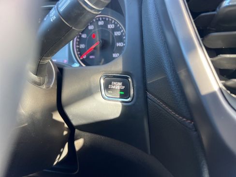 Used 2023 GMC Acadia AT4 w/ Preferred Package image 16