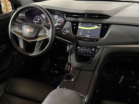 Used 2019 Cadillac XT5 Platinum AWD/4WD image 46