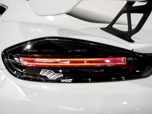 Used 2020 Porsche 718 Cayman GT4 image 32