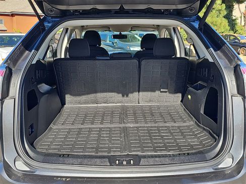 Used 2015 Ford Edge SEL image 12