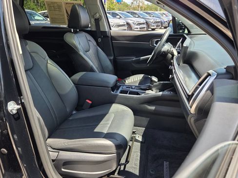 Certified 2024 Kia Sorento S w/ Panoramic Sunroof Package FWD image 21