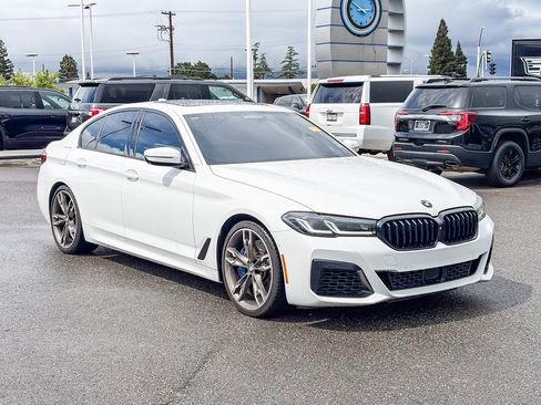 Used 2021 BMW M550i xDrive w/ Dynamic Handling Package AWD/4WD image 5