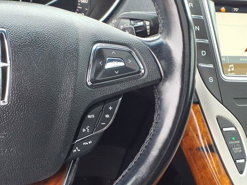 Used 2018 Lincoln MKX Reserve w/ Lincoln MKX Climate Package image 18