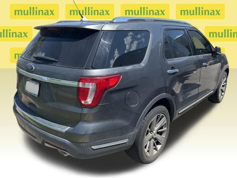 Used 2018 Ford Explorer Limited FWD image 6