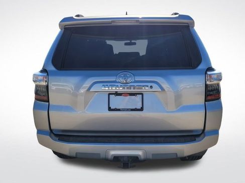 Used 2019 Toyota 4Runner SR5 Premium image 7