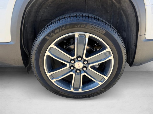 Used 2020 GMC Acadia SLT w/ Driver Alert Package II FWD image 24