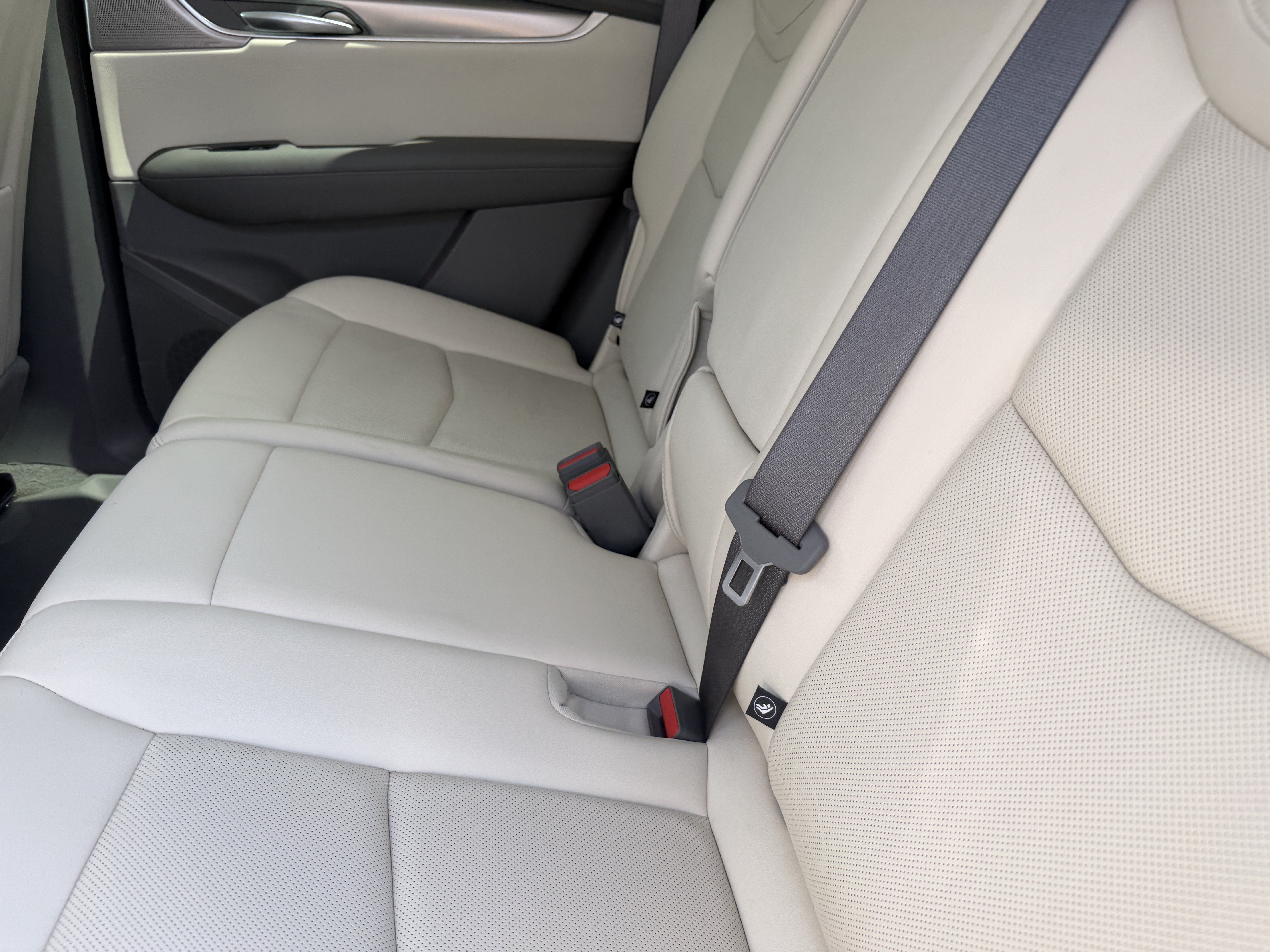 Certified 2023 Cadillac XT5 Premium Luxury FWD image 16