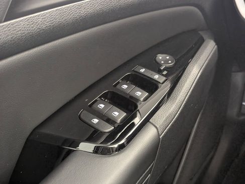 Used 2025 Kia Sportage EX w/ Premium Package FWD image 15