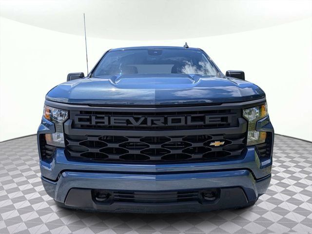 Used 2024 Chevrolet Silverado 1500 Custom w/ Turbomax Blackout Package AWD/4WD image 9