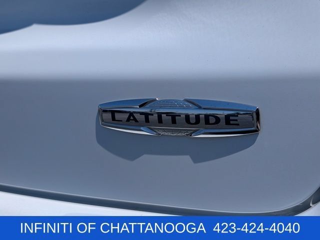 Used 2024 Jeep Compass Latitude AWD/4WD image 30