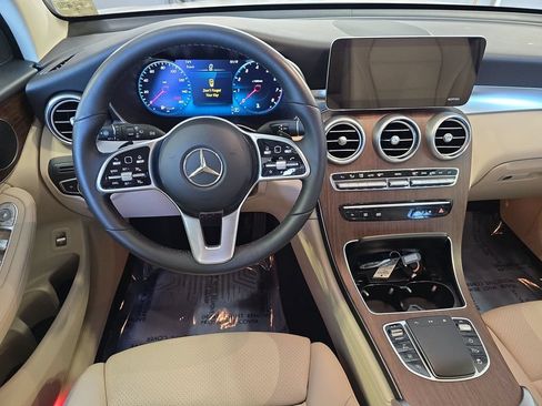 Certified 2021 Mercedes-Benz GLC 300 4MATIC image 18